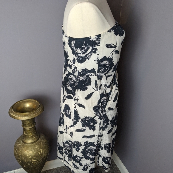 LOFT Strapless Black & White Floral A-Line Fully-Lined Dress Size 6 - Picture 2 of 9